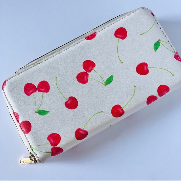 Handbags - Cherry Wallet white gold zipper